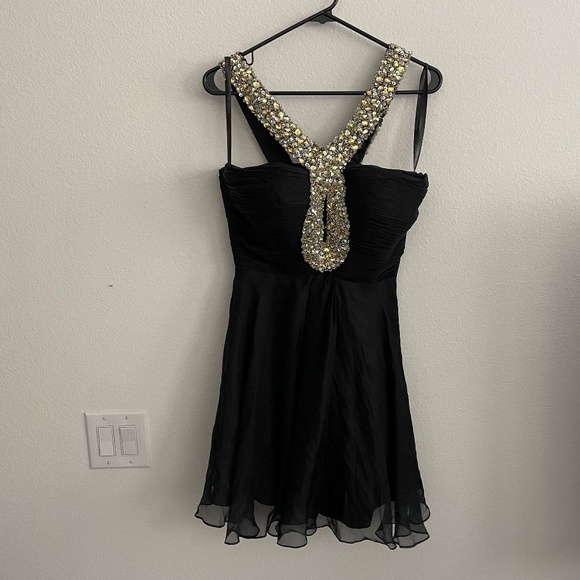 Sherri Hill Dresses & Skirts - Sherri Hill Women's Mini Jeweled Strap Homecoming Dress Black Size 8